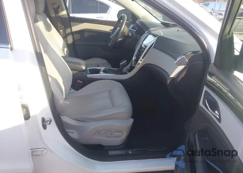 2014 Cadillac Srx Luxury Collection z USA, uszkodzony, nr VIN 3GYFNBE32ES643826